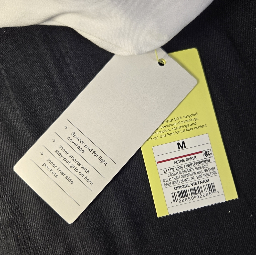 NWT All In Motion Women’s White Active Dress Size M–Built-In Shorts/Side Pockets - Picture 4 of 5